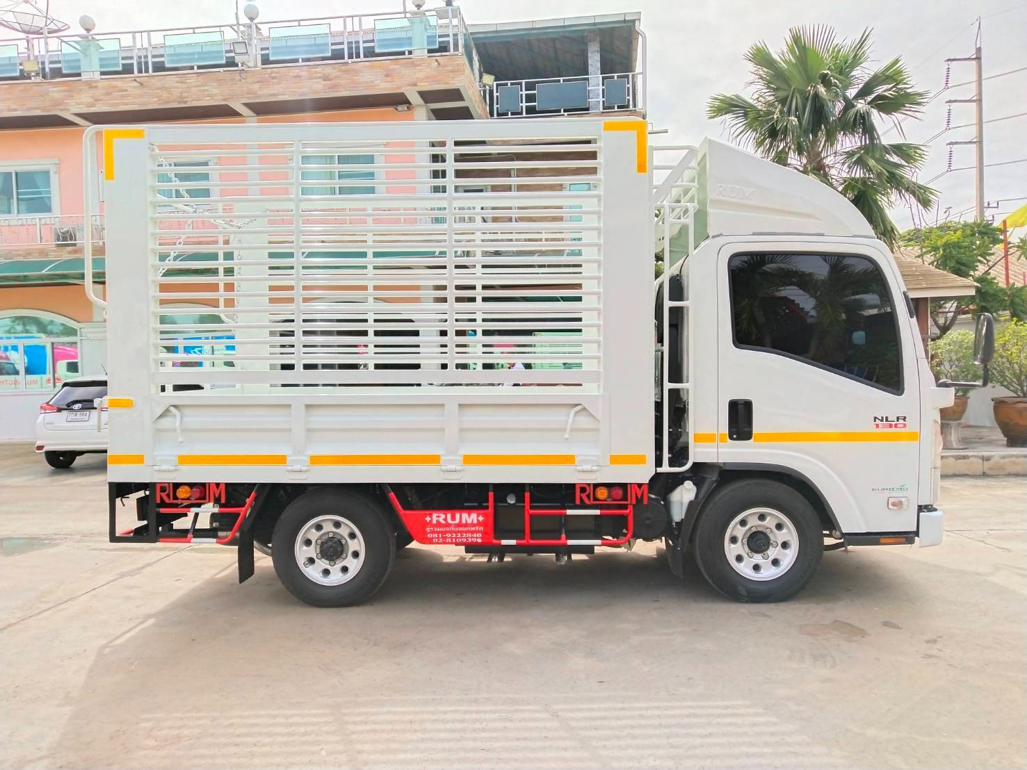 ISUZU NLR Smoother Euro 5 Max (ช่วงยาว 3 เมตร) หัวแชสซี (Chassis)
