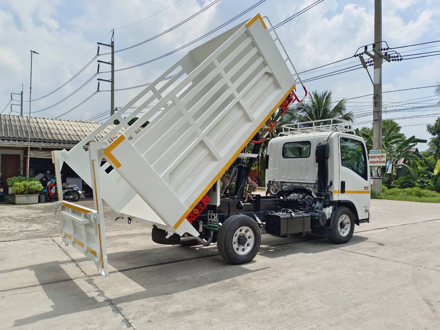 ISUZU NLR Euro 5 Max (ช่วงยาว 3 เมตร) หัวแชสซี (Chassis)