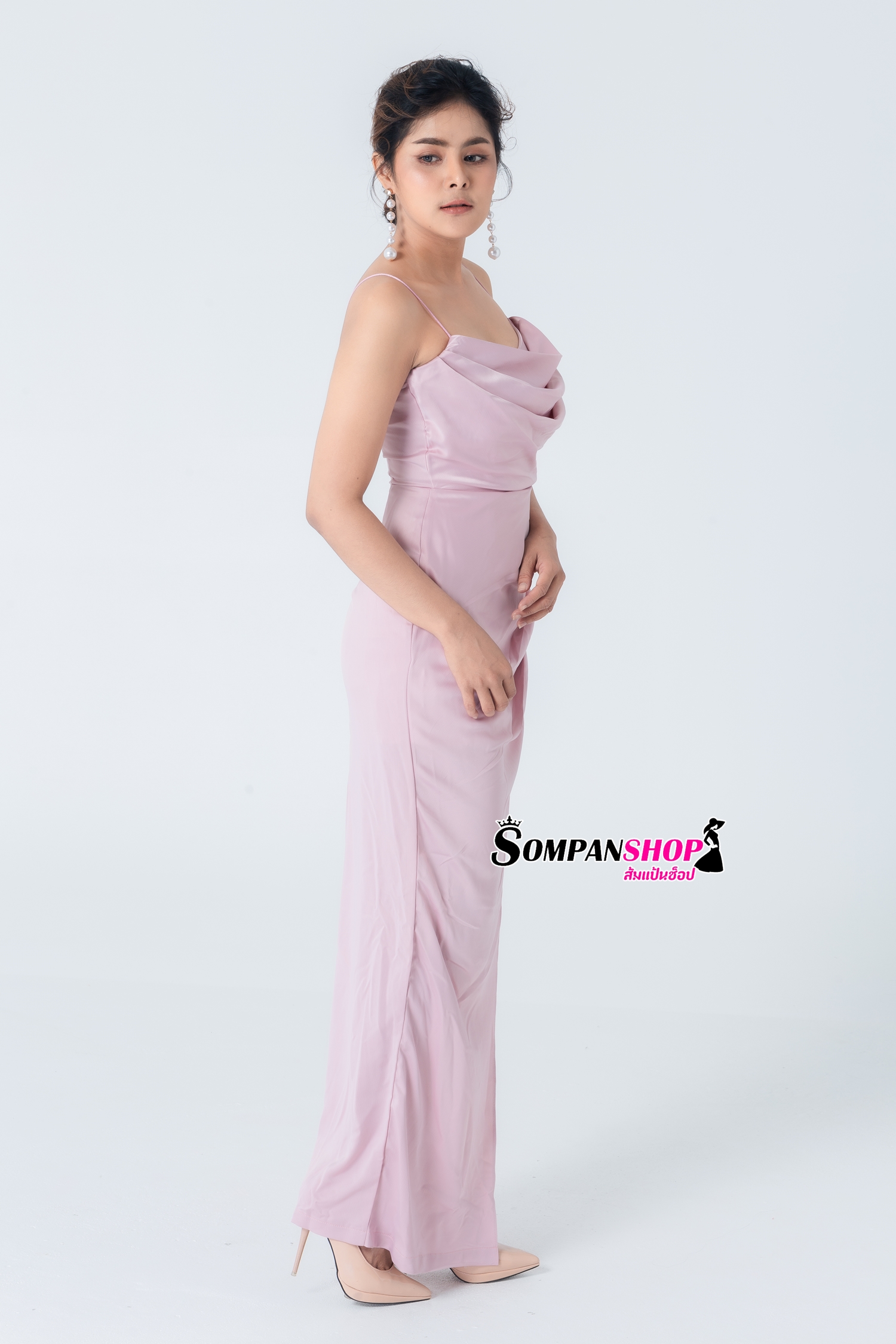 ชุดออกงานสีชมพู สายเดี่ยว คอถ่วง เรียบหรูดูแพงสวยหรูดูดี ใส่ออกงานราตรี งานแต่งงานกลางคืน ชุดงานประกวด งานรับรางวัล