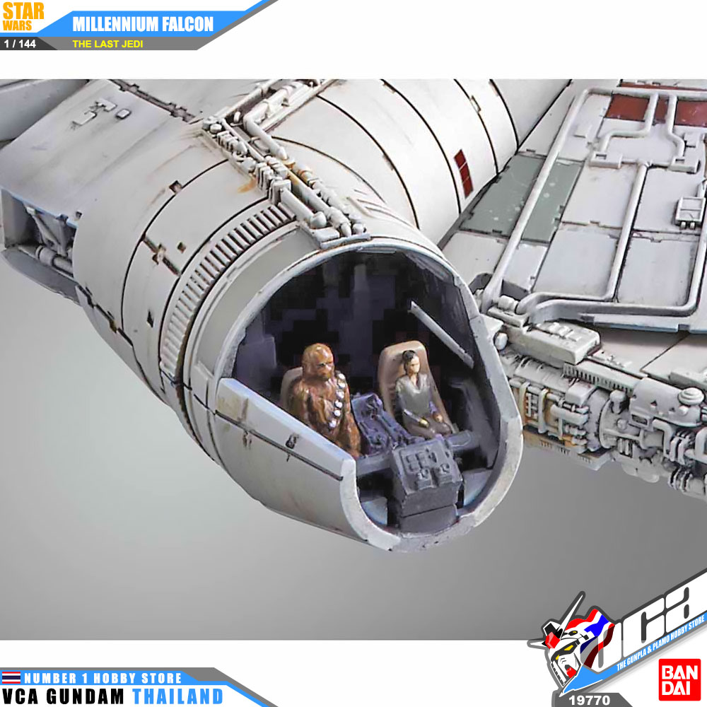 Bandai 1/144 MILLENNIUM FALCON STAR WARS THE LAST JEDI