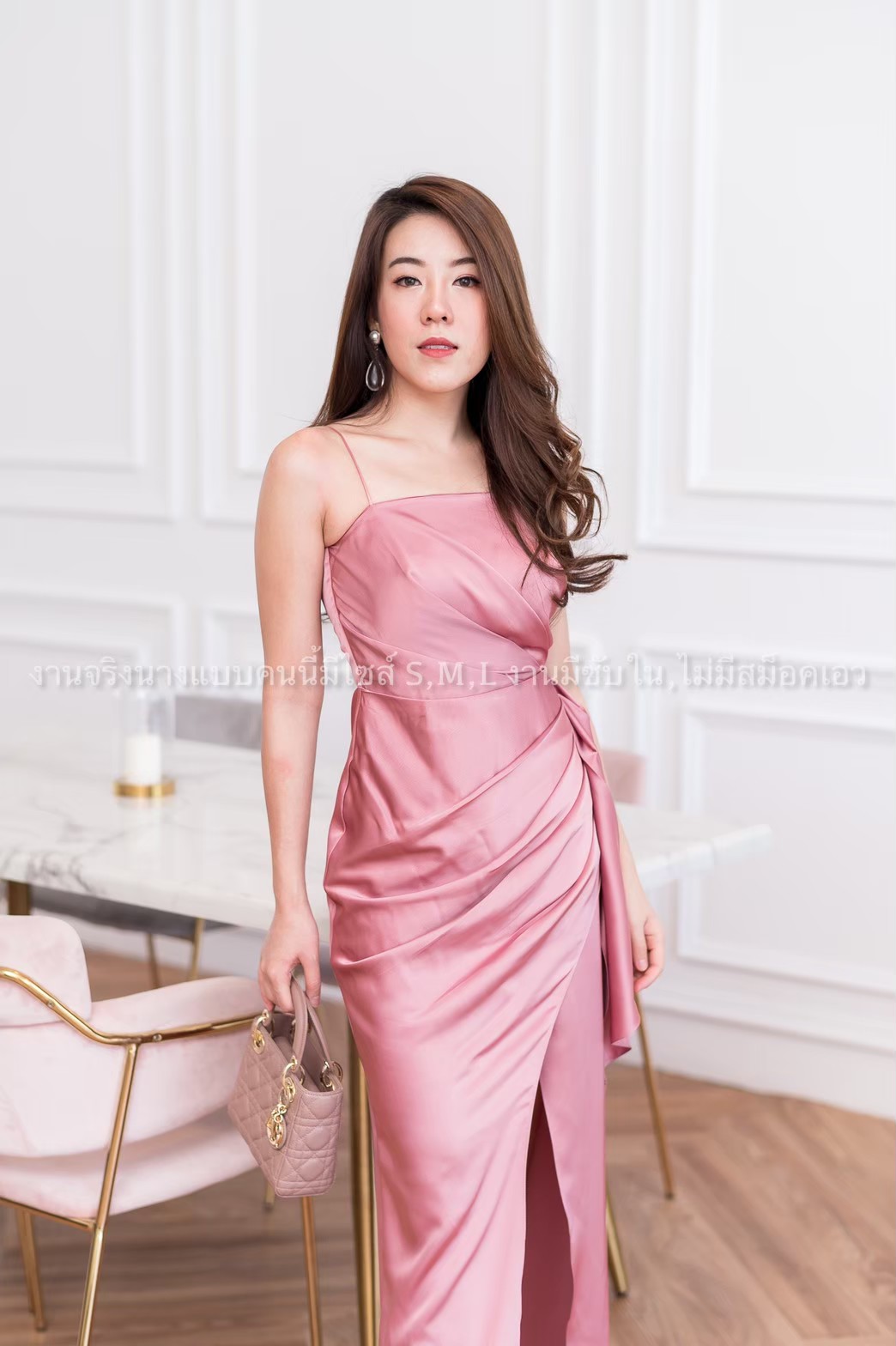 ชุดราตรี ชุดออกงาน ชุดไปงานแต่งงานสีชมพู เดรสยาวออกงานสายเดี่ยวเอวระบายสวยๆ แนวเรียบหรู