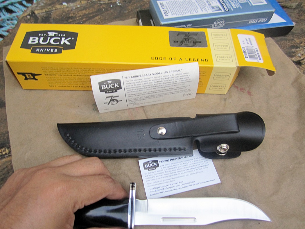 Buck Knives 0119 Special Fixed Blade Knife with Leather Sheath - 75th Anniversary Edition (กล่องกระดาษหาสะสมอยากแล้วครับ)