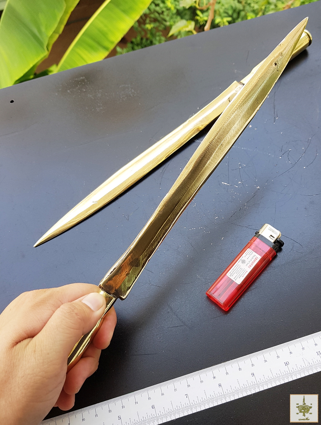 พระขรรค์ทองเหลือง