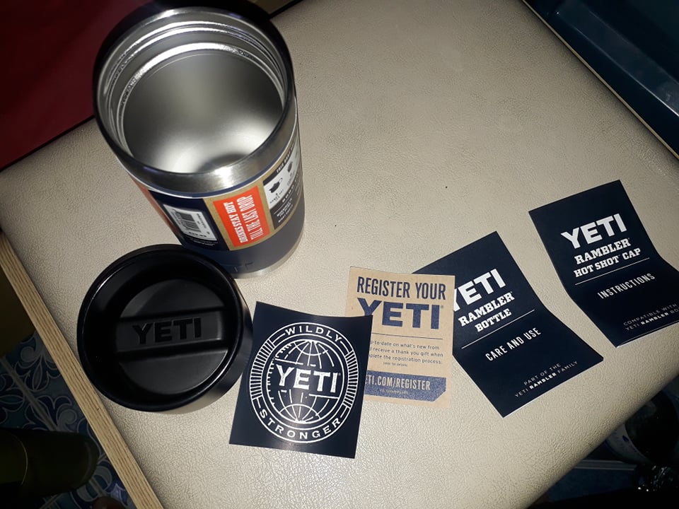 ขวดYETI ของแท้ Rambler 12 oz Stainless Steel Vacuum Insulated Bottle with Hot Shot Cap by YETI