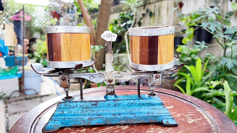 ตราชั่งเก่า