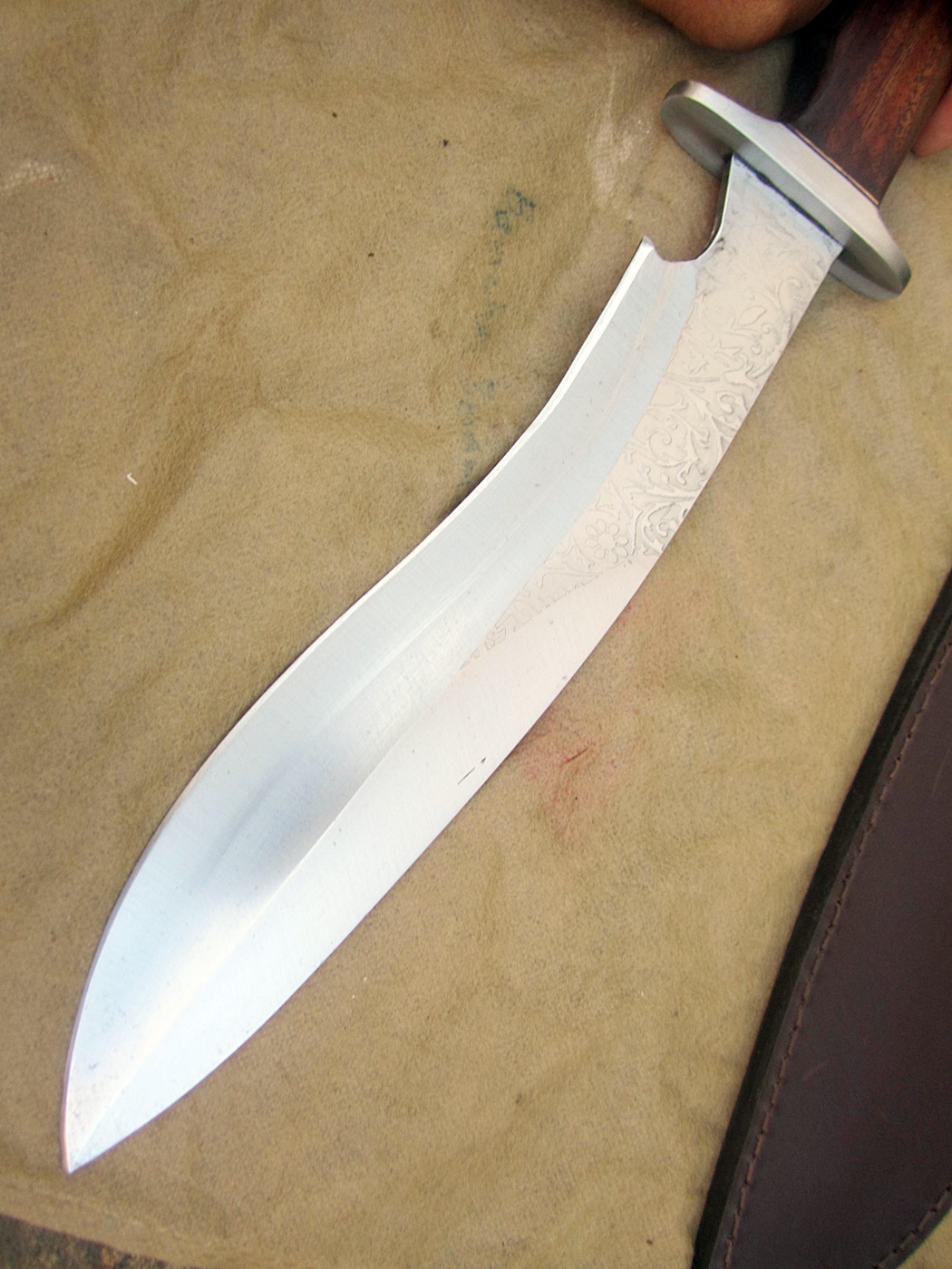 มีดเหล็กD2 Michael Cody's Custom Handmade D2 steel Sasquatch Bowie Knife Machete (ตำหนิตามรูป)