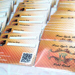 พิมพ์การ์ดแข็งพลาสติก บัตรพีวีซี บัตรพื้นด้าน