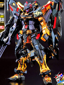 RG GUNDAM ASTRAY GOLD FRAME AMATSU (SPECIAL COATING)