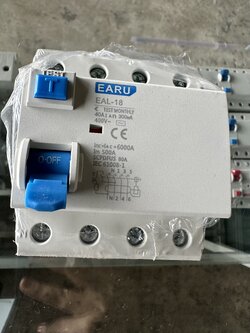 เบรกเกอร์กันดูด RCCB / EAL-18 AC 40A 4P 300mA