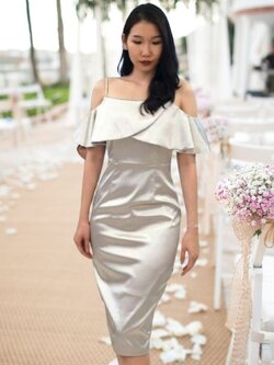 ชุดออกงานราตรีสั้นสีเทาเงิน สายเดี่ยว เว้าไหล่ ทรงเข้ารูป