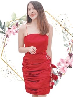 พร้อมส่ง !! ชุดออกงานสั้นสีแดง สายเดี่ยว เข้ารูป สวยเซ็กซี่ ดูเรียบหรูดูแพงมากๆ ใส่เป็นชุดออกงาน ชุดปาร์ตี้ ชุดเที่ยวกลางคืน