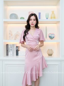 ชุดออกงานสีชมพู คอวีแขนระบาย ชายกระโปรงระบายสวยเก๋ แนวเรียบร้อยสวยหรูดูแพง เหมาะสำหรับใส่เป็นชุดราตรี ชุดออกงาน ชุดไปงานแต่งงาน