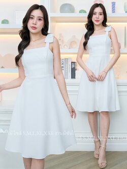 ชุดราตรี ชุดออกงาน ชุดไปงานแต่งสีขาว เดรสสั้นไหล่โบว์ กระโปรงทรงบานคลุมเข่า แนวน่ารัก เรียบหรู สวยดูดี