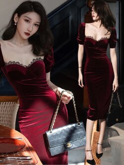 ชุดเดรสออกงานสีแดง เรียบหรู ดูแพง ใส่ไปงานแต่งกลางวัน/กลางคืน ชุดราตรี ชุดไปงานแต่ง ชุดออกงาน