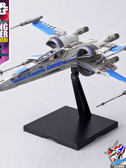1/72 BLUE SQUADRON RESISTANCE X-WING FIGHTER