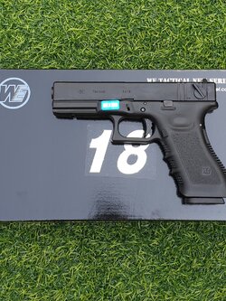 ปืนอัดแก๊ส WE รุ่น GLOCK 18C GEN 3 สีดำ (GAS System)