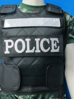 เสื้อเกาะ สำหรับตำรวจ