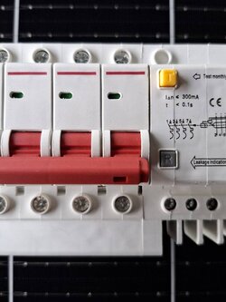 เบรกเกอร์กันดูด RCBO AOYWELL / AW47LE-63 AC 25A 4P 300mA