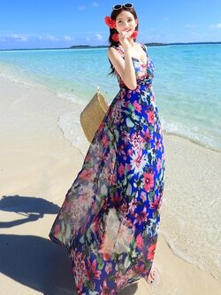 พร้อมส่ง !! ชุดใส่เที่ยวทะเล เดรสยาวลายดอกไม้สีน้ำเงิน ผ้าชีฟอง แฟชั่นชุดใส่เที่ยวทะเล ไอเดียชุดแต่งตัวไปเที่ยวทะเล ใครมีแพลนไปทะเลแต่ยังไม่ได้หาชุดต้องดู !