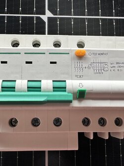 เบรกเกอร์กันดูด RCBO SUNTREE / SCB8LE-63 AC 63A 4P 300mA