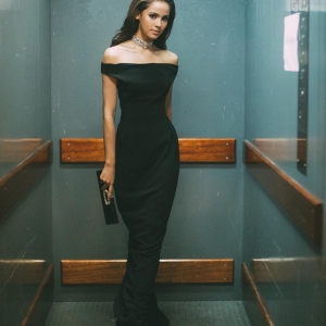 แฟชั่นดารา ญาญ่า อุรัสยา ใน ชุดเดรสออกงานสีดำ