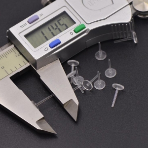 ก้านเเป้นต่างหูพลาสติก พร้อมเเป้น เกรดดีมากๆ