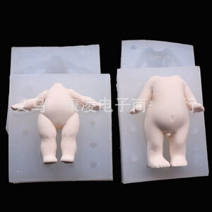 โมซิลิโคนน้องผู้หญิง