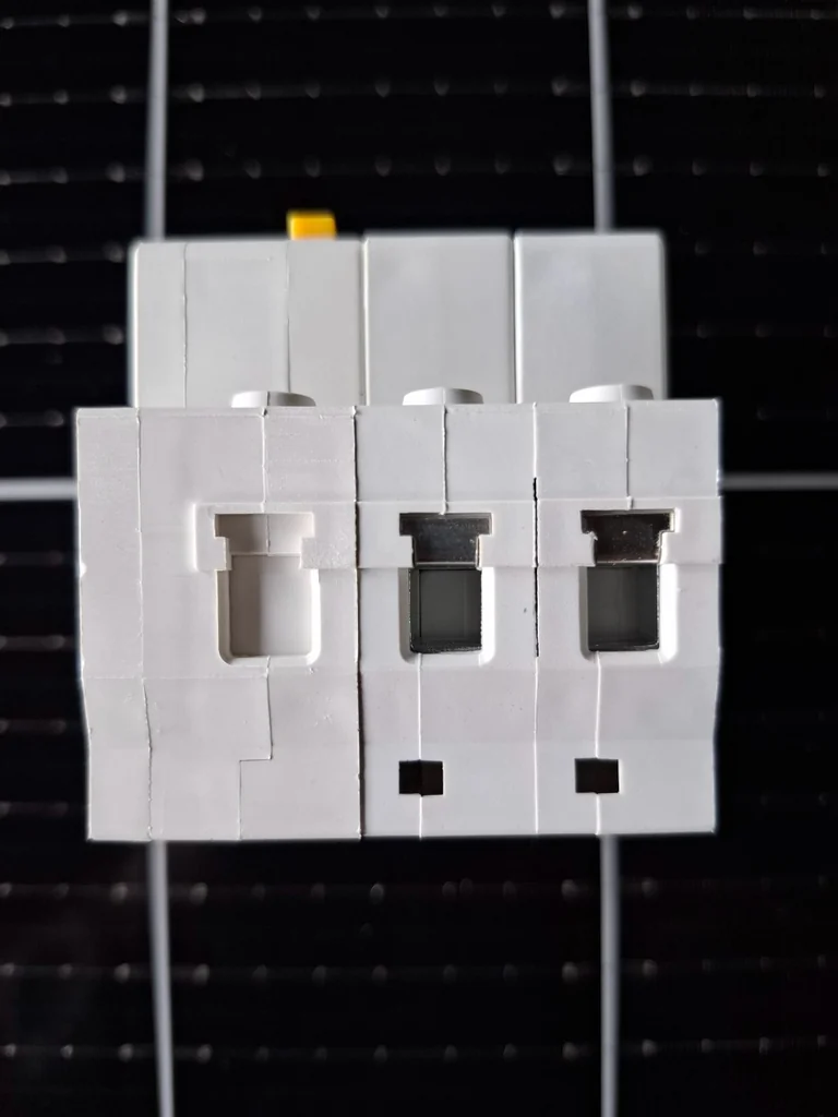 เบรกเกอร์กันดูด RCBO AOYWELL / AW47LE-63 AC 32A 2P 300mA