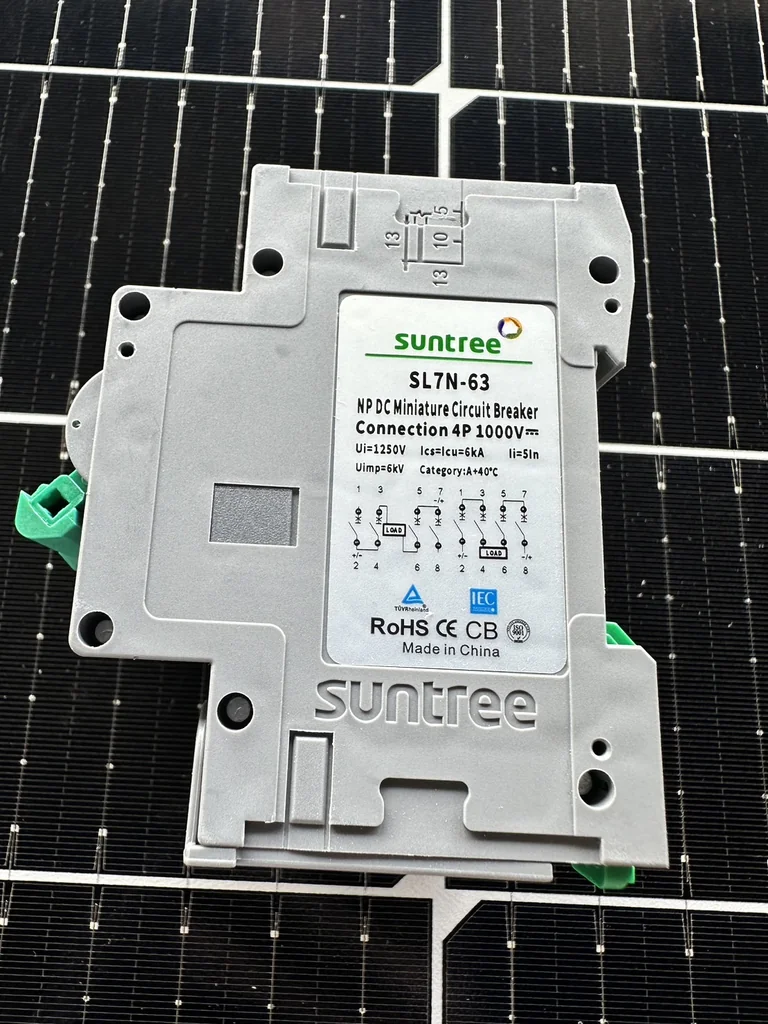 เบรกเกอร์ DC แบรนด์ SUNTREE SL7N-63 ขนาด 32A/4P 1000VDC
